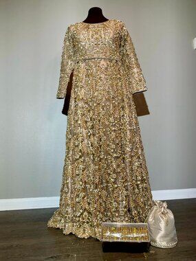 Custom Indian/Pakistani Gold Bridal Lehenga – Worn Once | Wedding South Asian